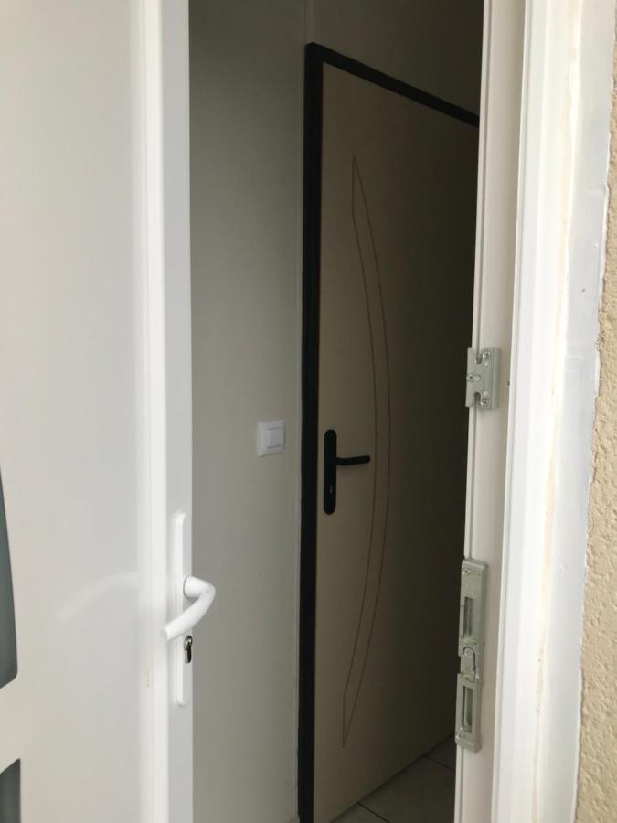 Apartamento Chez Chris Oloron-Sainte-Marie Exterior foto